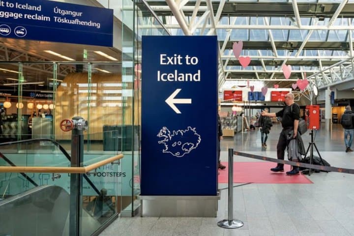 Private Transfer Between Keflavik Airport and Reykjavik locations