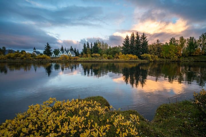 Golden Circle Private Evening Tour: Chasing the Midnight Sun