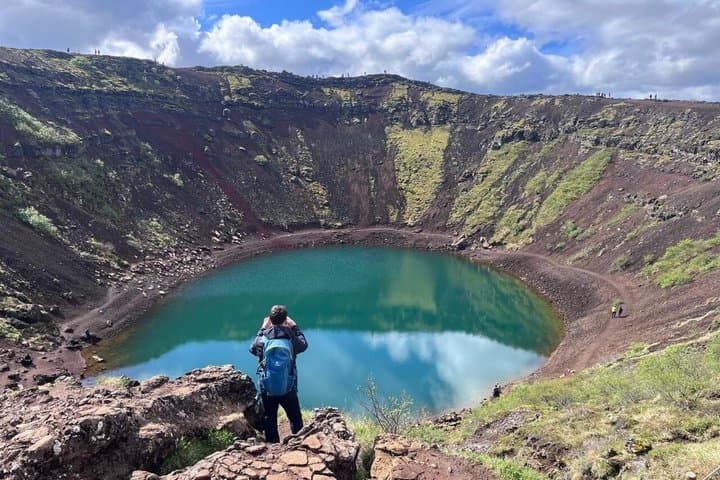 PRIVATE Golden Circle tour with 6 STOPS and extras