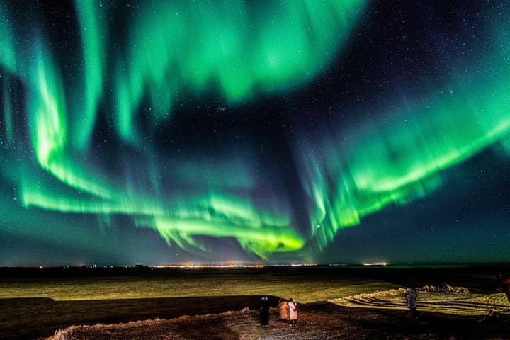 Reykjavik Small Group Northern Lights Tour with Pickup