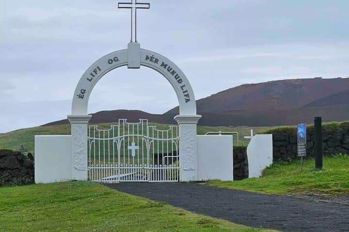Iceland's Volcanic Island: A Self-Guided Walking Tour