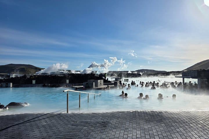 Private Transfer Keflavik/Reykjavik–Blue Lagoon, Silica & Retreat
