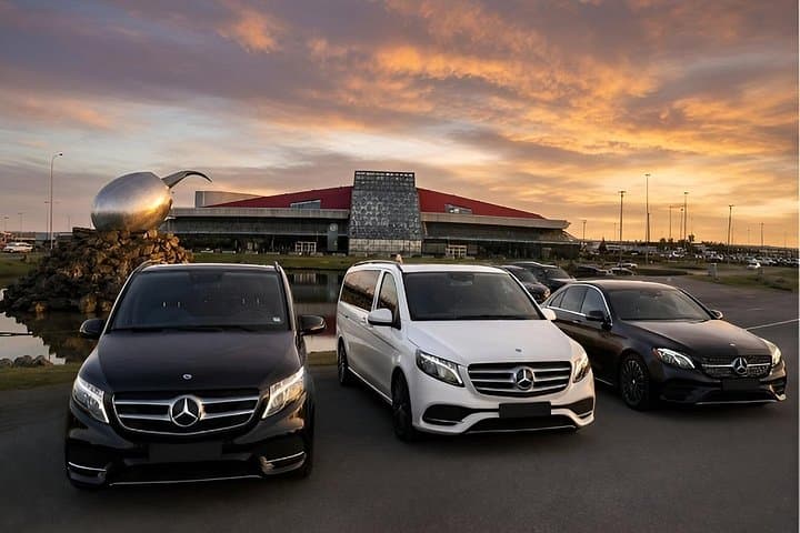 Keflavik Airport Transfer to or from Reykjavik