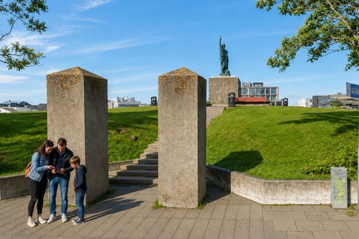 Reykjavik Scavenger Hunt & Highlights Self-Guided Walking Tour