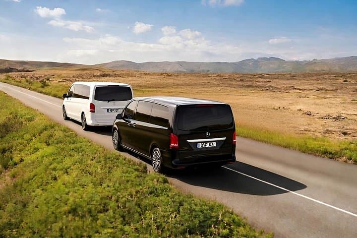 Keflavik Airport One Way Private Transfer To or From Reykjavik