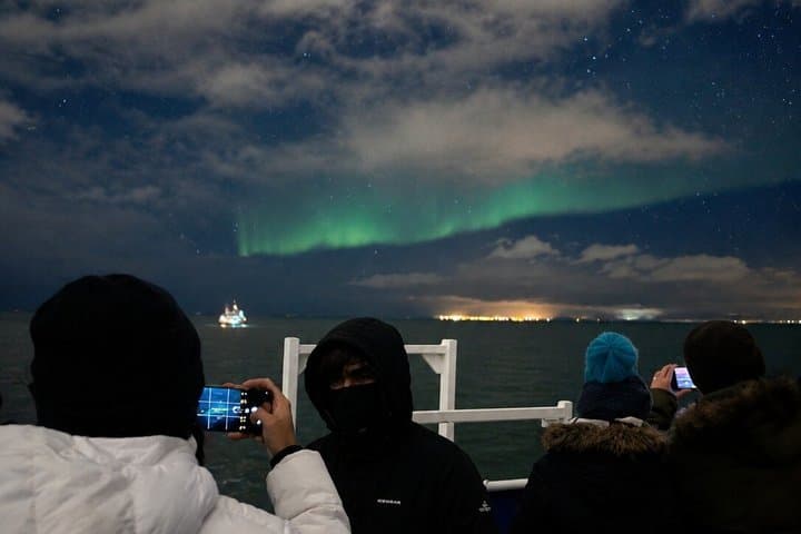 Northern Lights Cruise with Hot Chocolate and Free Retry Included