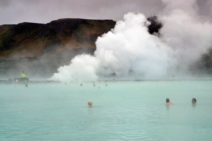 Blue Lagoon Transfer from Reykjavik Round Trip