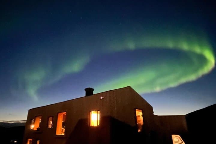 BEST Guided Northern Lights Tour with Snacks 100% refundable