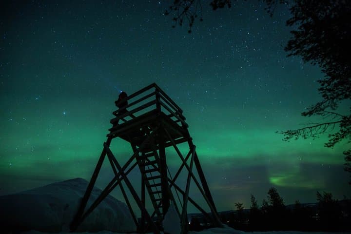Private Northern Lights Tour in 4X4 with BBQ and Photos