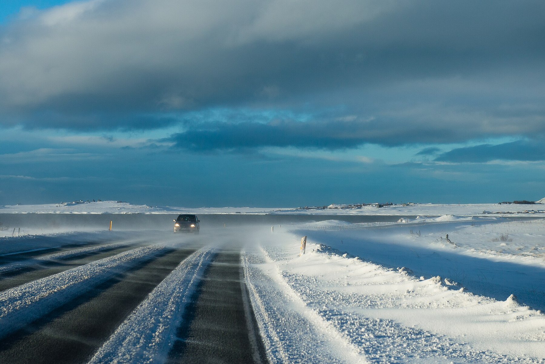 Driving in Iceland in Winter 2026: Tyres, road.is, When to Skip